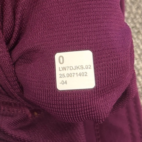 NWT Lululemon Hotty Hot High Rise Shorts 4" In Chilled Grape Size 0 - Picture 7 of 7